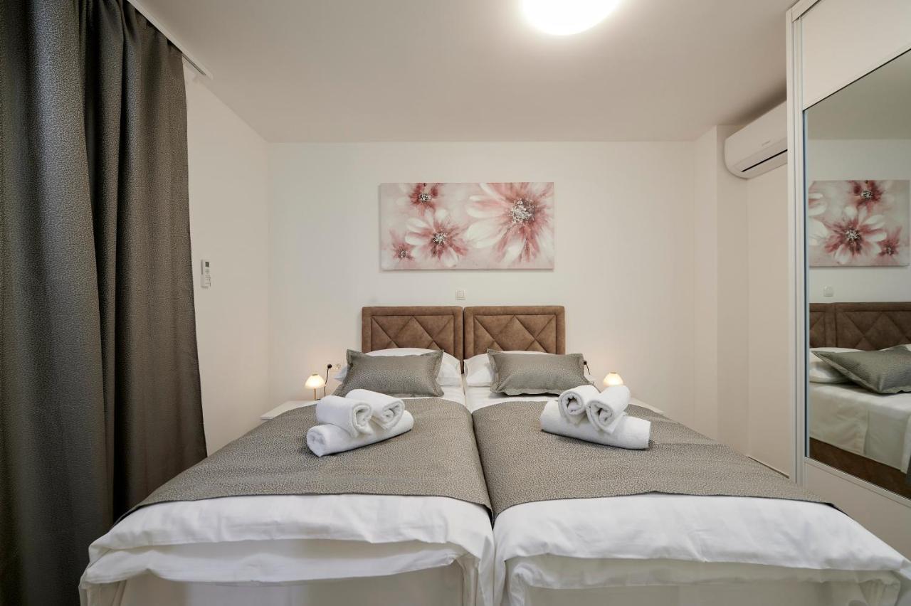 Apartment Gaby 3 Трогир Экстерьер фото